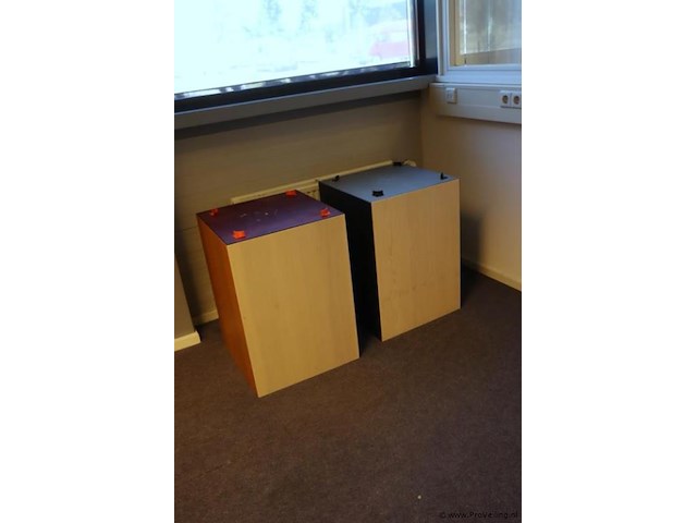 Modulaire houten kasten - afbeelding 1 van  6