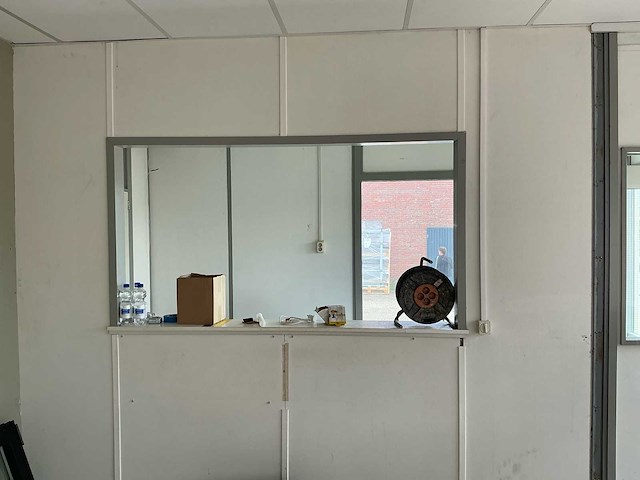 Modulaire kantoorunit / woonunit 15,3mtr x 6,5mtr - afbeelding 38 van  60