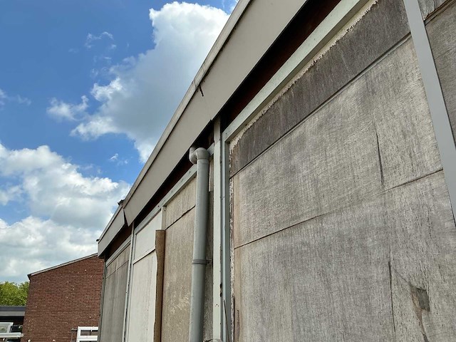 Modulaire kantoorunit / woonunit 15,3mtr x 6,5mtr - afbeelding 1 van  8