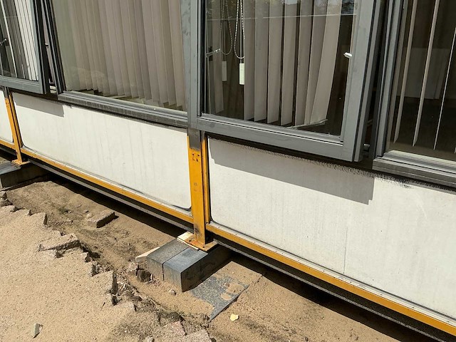 Modulaire kantoorunit / woonunit 15,3mtr x 6,5mtr - afbeelding 5 van  8