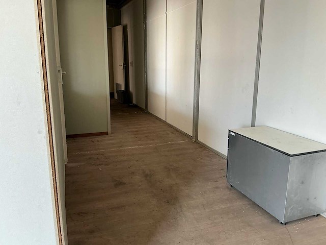 Modulaire kantoorunit / woonunit 15,3mtr x 6,5mtr - afbeelding 6 van  8