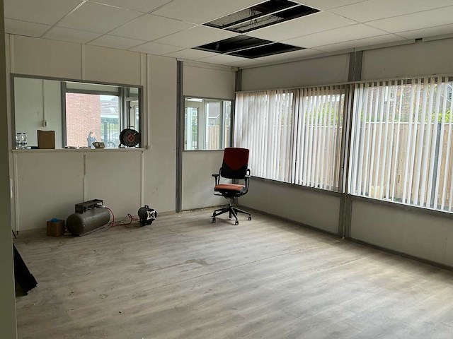 Modulaire kantoorunit / woonunit 15,3mtr x 6,5mtr - afbeelding 34 van  52