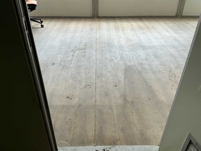 Modulaire kantoorunit / woonunit 15,3mtr x 6,5mtr - afbeelding 38 van  52