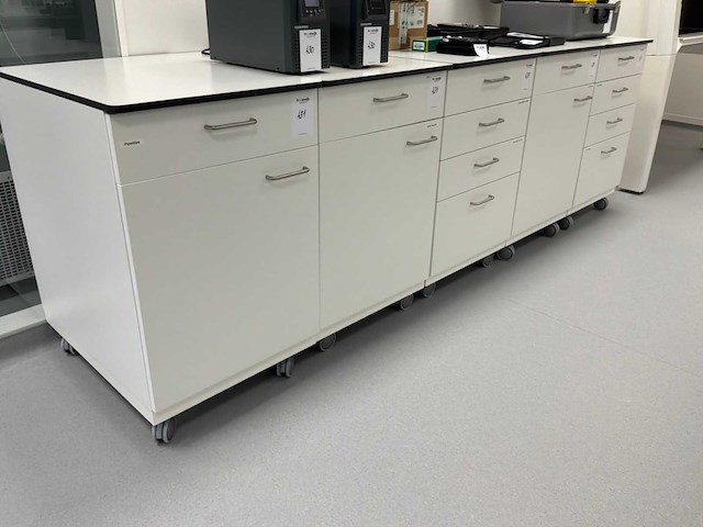 Modulaire laboratorium mobiele kast (5x) - afbeelding 1 van  2