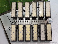Modulaire schijnwerper voor sportvelden - afbeelding 1 van  4