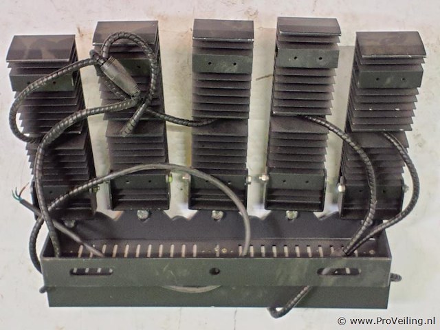 Modulaire schijnwerper voor sportvelden - afbeelding 2 van  3