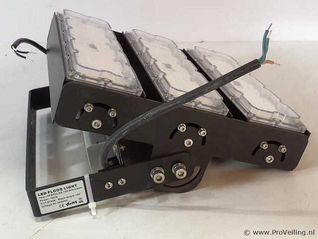 Modulaire schijnwerper voor sportvelden/hercules led flood light 120 dimmable - afbeelding 4 van  5
