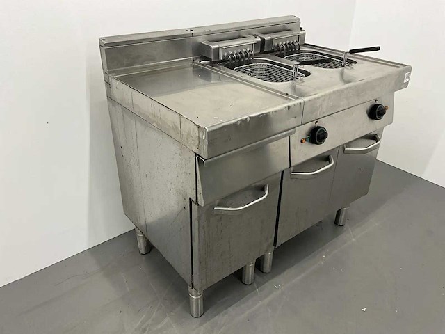 Modular - 70/70 fre 10 - dubbele friteuse met neutrale unit - afbeelding 4 van  6