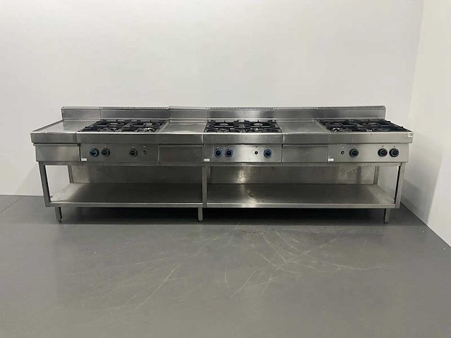 Modular - kooklijn met 3 gasfornuizen - afbeelding 1 van  8