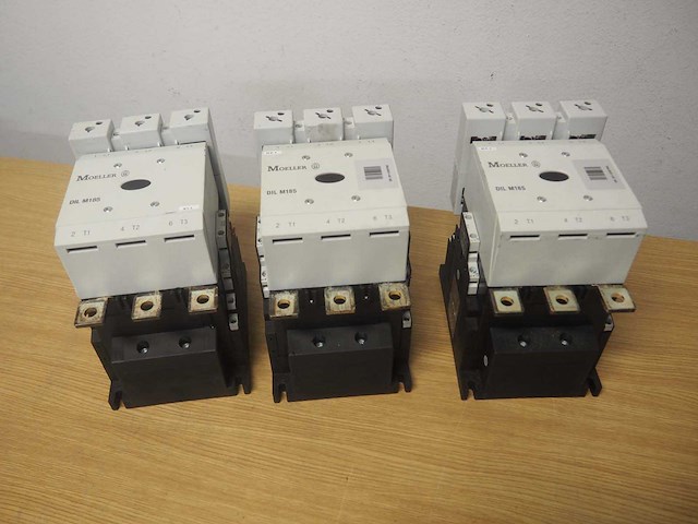 Moeller dil m185 contactor (3x) - afbeelding 1 van  7