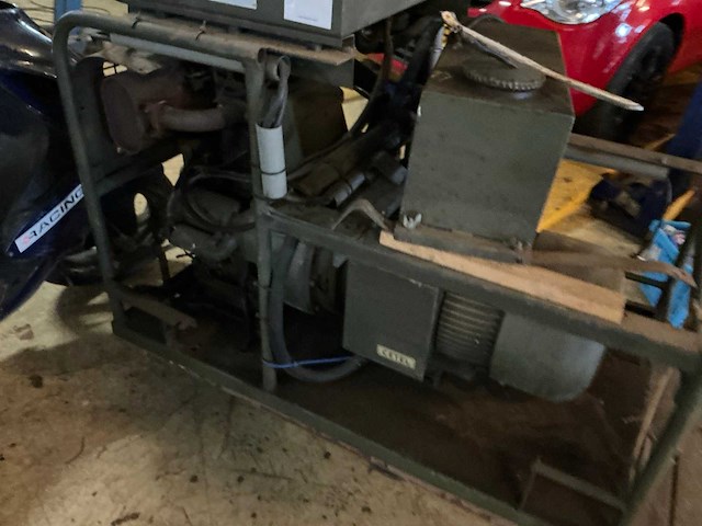 Moës dieselaggregaat 5kva - afbeelding 7 van  10