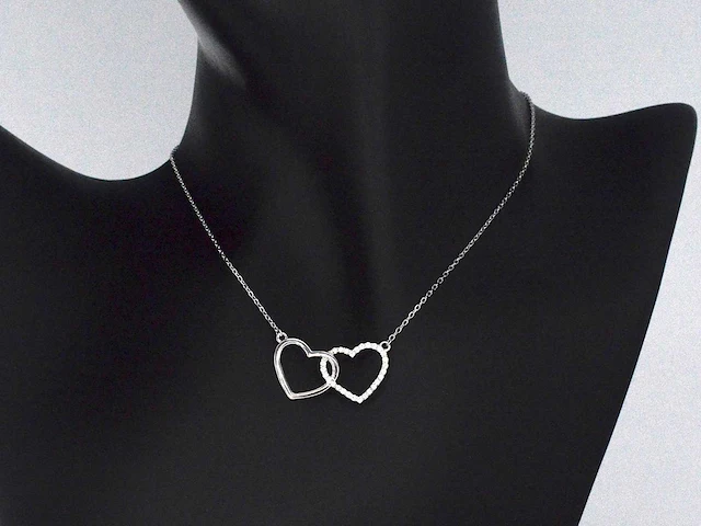 Moissaniet collier hartjes - afbeelding 8 van  9