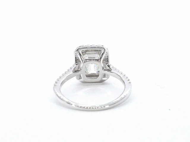 Moissaniet entourage ring emerald - afbeelding 4 van  5