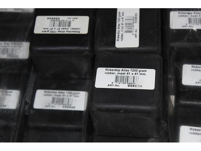 Mokerdop circa 85 stuks met afm. 41 x 41 mm - afbeelding 3 van  3