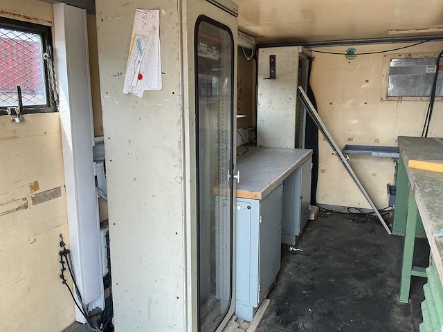 Mol a56 mobile werkplaats aanhangwagen met container - afbeelding 6 van  6