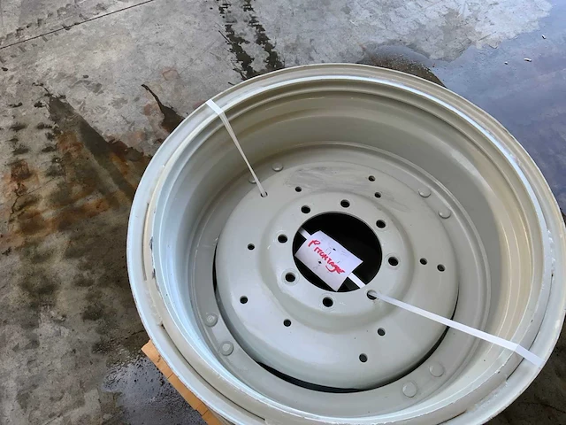 Molcon 16x34 velg (2x) - afbeelding 2 van  6