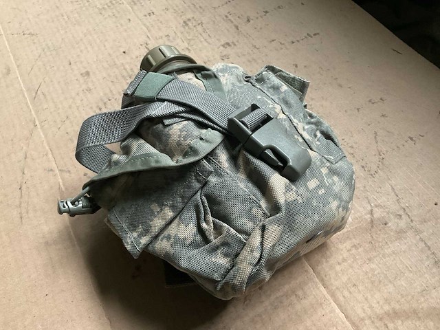 Molle ii canteen pouch (4x) - afbeelding 3 van  5