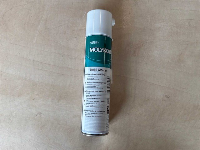 Molykote spuitbus metaalreiniger (209x) - afbeelding 2 van  2