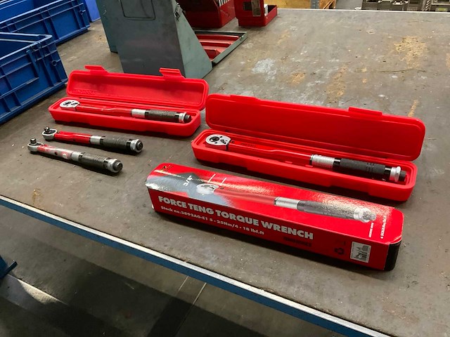 Momentsleutel (5x) - afbeelding 1 van  7