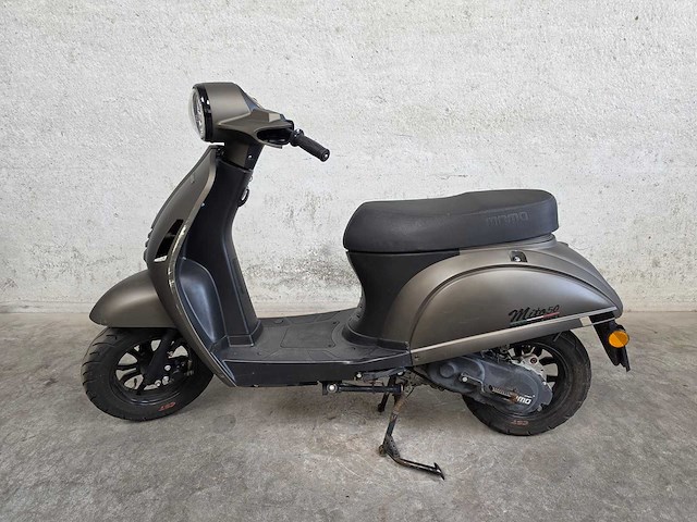 Momo - bromscooter - mito - 4t 45km uitvoering frp11v - afbeelding 7 van  7