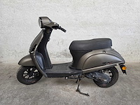 Momo - bromscooter - mito - 4t 45km uitvoering frp11v - afbeelding 7 van  7