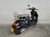 Momo - bromscooter - morino - 4t 45km uitvoering dvt32n - afbeelding 6 van  7