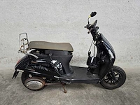 Momo - bromscooter - morino - 4t 45km uitvoering dvt32n - afbeelding 2 van  7