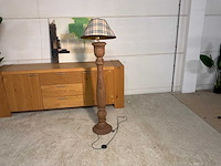 Momo vloerlamp - afbeelding 1 van  6