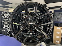 Monaco cl2 aluminium velgenset - 5x114.3 7.5j et40 - afbeelding 1 van  1