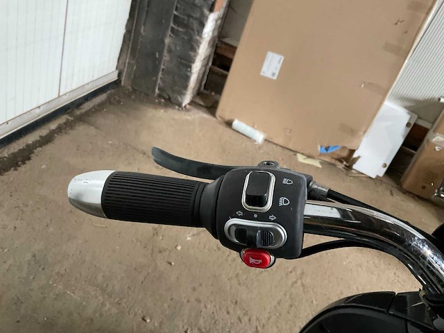 Monasso e-scooter - afbeelding 7 van  16