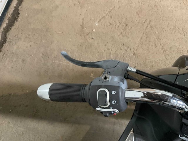 Monasso e-scooter - afbeelding 8 van  16