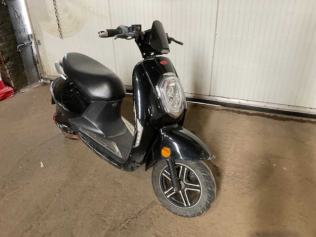 Monasso e-scooter - afbeelding 1 van  16