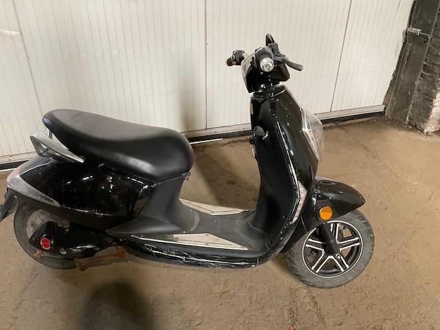 Monasso e-scooter - afbeelding 9 van  16