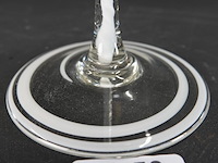 Mondgeblazen sierschaal - afbeelding 4 van  5