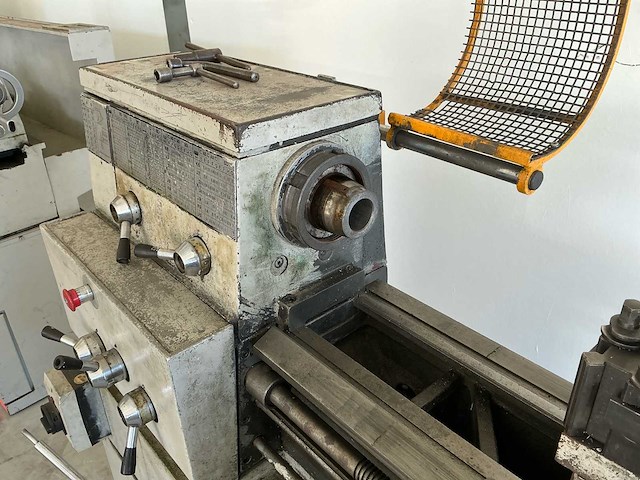 Mondial celtic 14 1000mm bankdraaibank - afbeelding 11 van  14