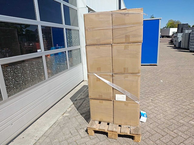 Mondkapjes (32000x) - afbeelding 1 van  2