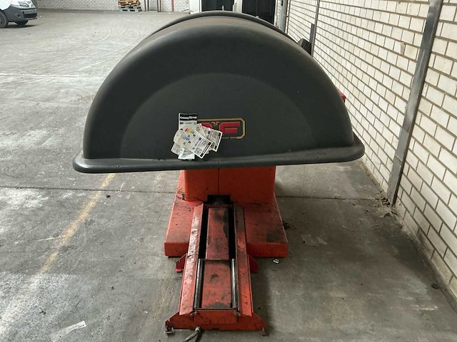 Mondolfo ferro mt2300 banden balanceerapparaat - afbeelding 6 van  8