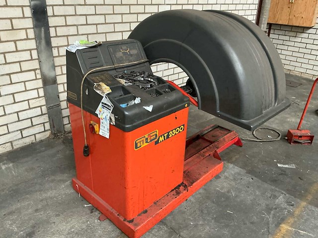 Mondolfo ferro mt2300 banden balanceerapparaat - afbeelding 7 van  8