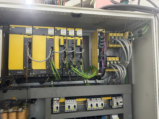 Monforts - 2006 - mhc-pickup - cnc-draaibank - afbeelding 3 van  14