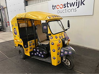 Monika - tuk tuk - 2009 - afbeelding 20 van  21