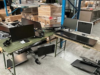 Monitor (18x) - afbeelding 1 van  9