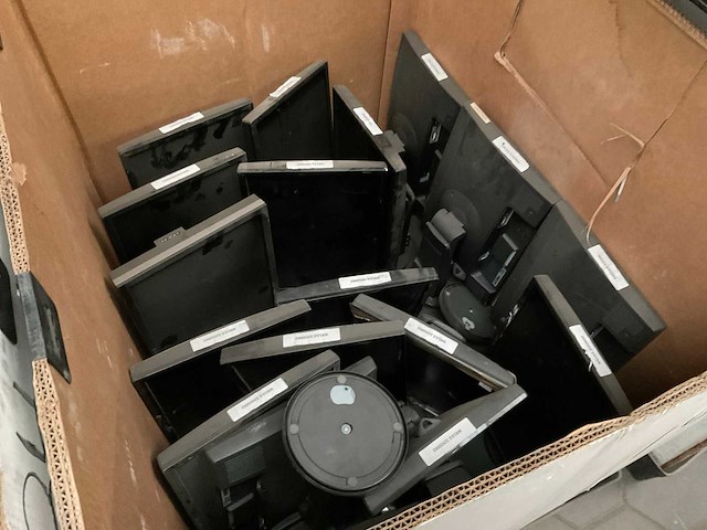 Monitor (19x) - afbeelding 1 van  4