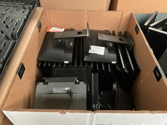 Monitor (21x) - afbeelding 1 van  3