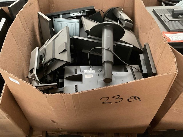 Monitor (23x) - afbeelding 3 van  3