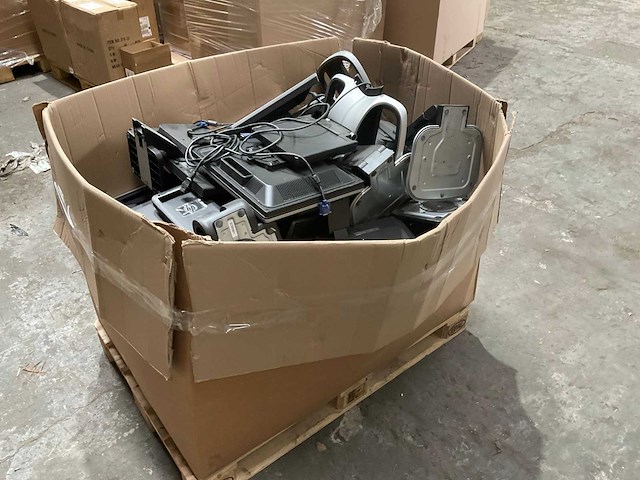 Monitor (38x) - afbeelding 1 van  8