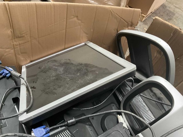 Monitor (38x) - afbeelding 5 van  8