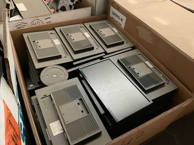 Monitor (42x) - afbeelding 1 van  4