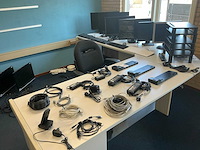 Monitor (8x) - afbeelding 1 van  5
