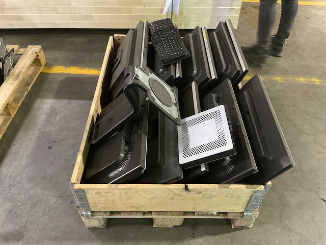 Monitor en thin clients (35x) - afbeelding 6 van  9