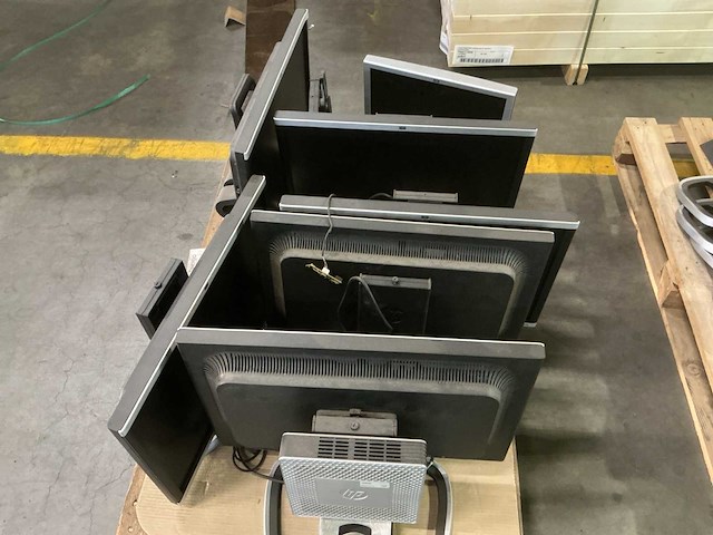 Monitor en thin clients (35x) - afbeelding 9 van  9